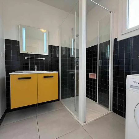 Maison Calme à 300m De La Avec Véranda Et Grand Jardin - Fr-1-246a-367 Casa vacanze *